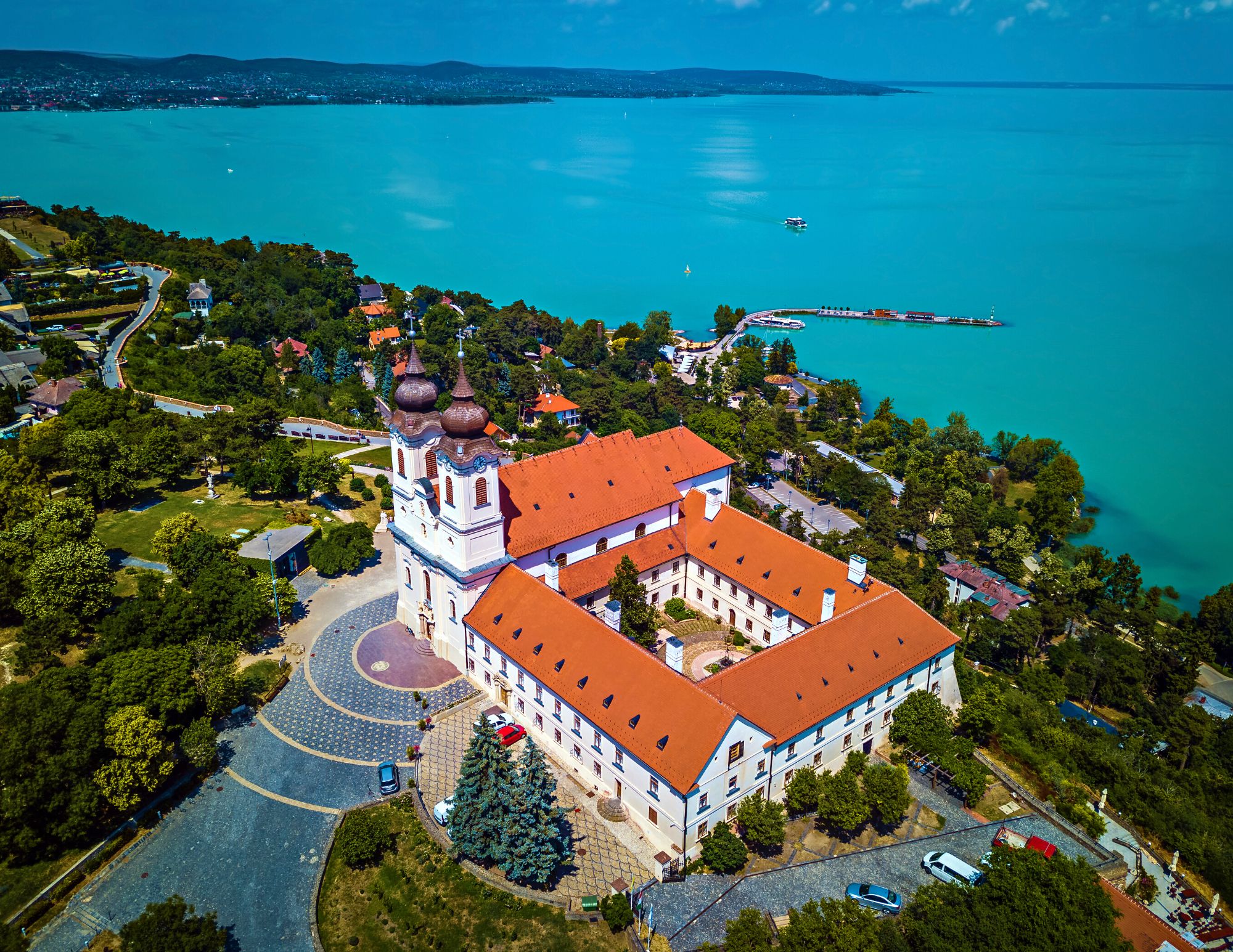 https://www.silvija-turist.hr/wp-content/uploads/2024/03/tihany.jpg