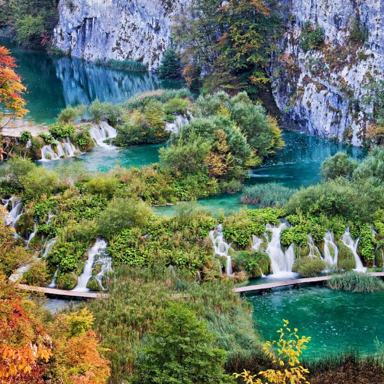 Iz srca prirode: NP Plitvička jezera i Aquatika Karlovac